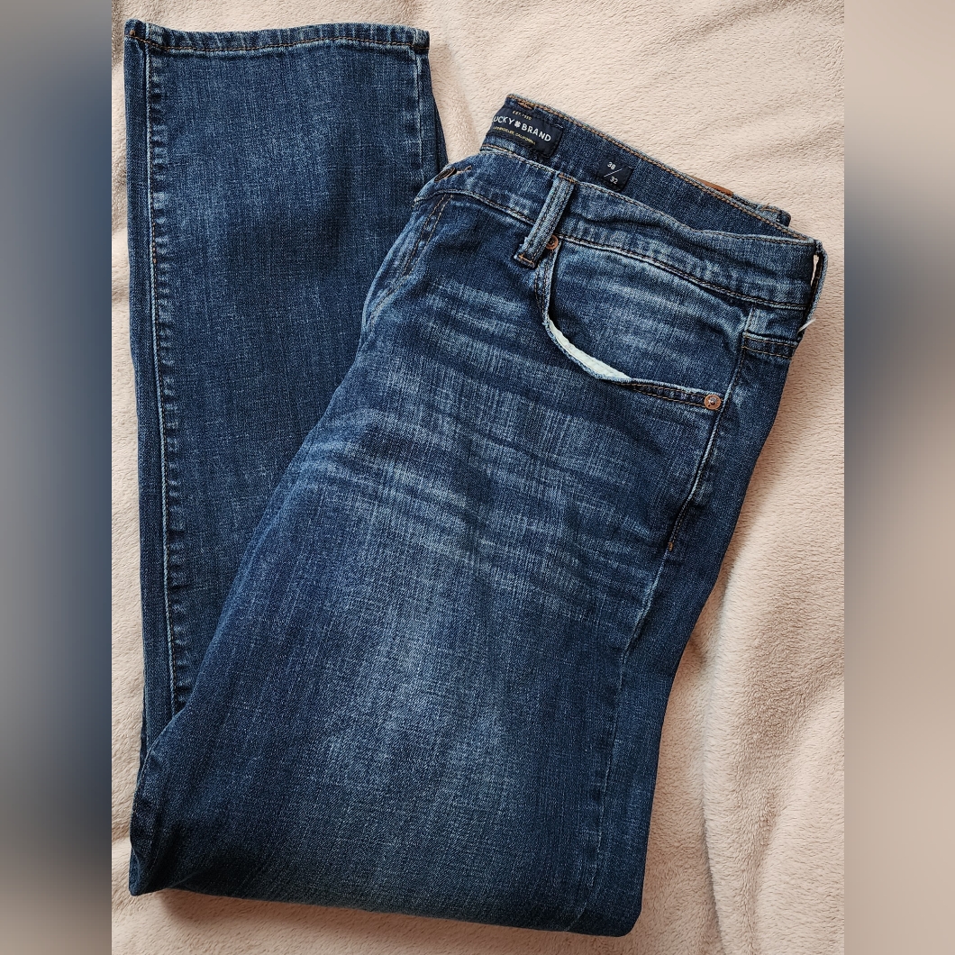 Lucky Brand Mens Jeans 38  32